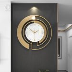 Horloge murale stylée pour un accent décoratif