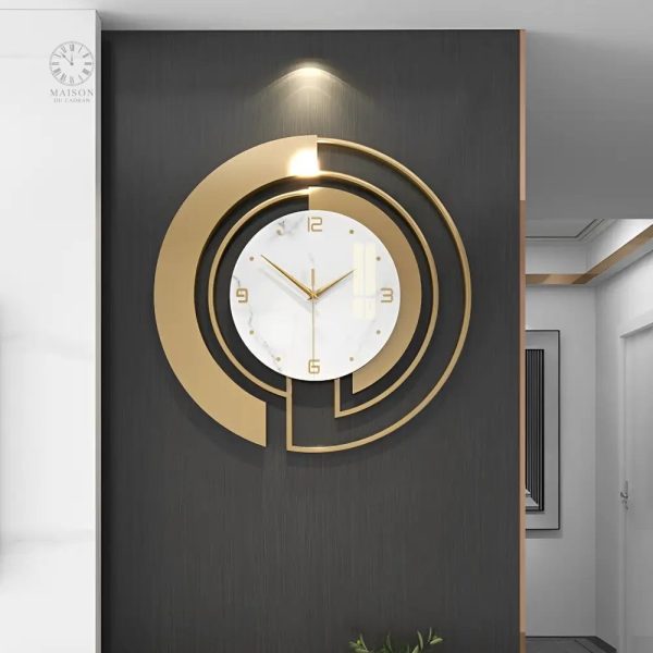 Horloge murale stylée pour un accent décoratif