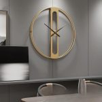 Horloge murale design élégante pour un intérieur raffiné