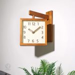 Horloge double face élégante pour une décoration moderne