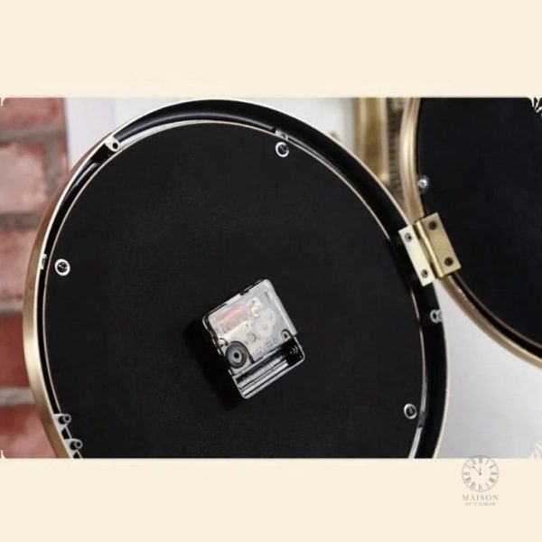 Accessoire décoratif horloge double face en métal