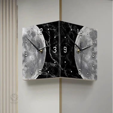 Horloge double face, un charme nocturne pour votre mur