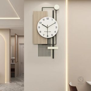 Horloge en bois design moderne