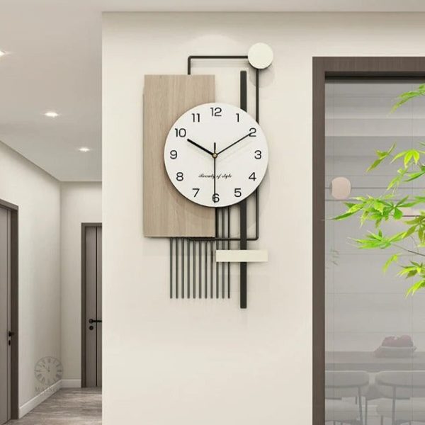 Horloge en bois rustique élégante