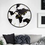 Horloge en fer forgé, pièce maîtresse décorative