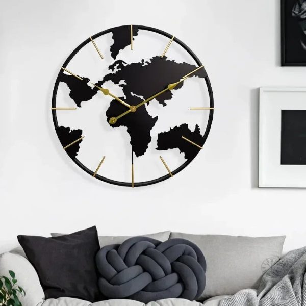 Horloge en fer forgé, pièce maîtresse décorative