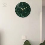 Horloge de Bureau en verre avec design marbré