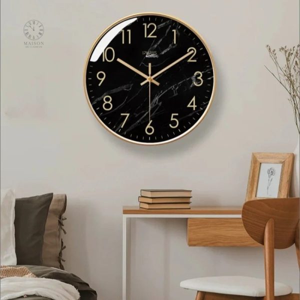 horloge-en-marbre-noir-1 Horloge en Marbre Noir élégante et moderne