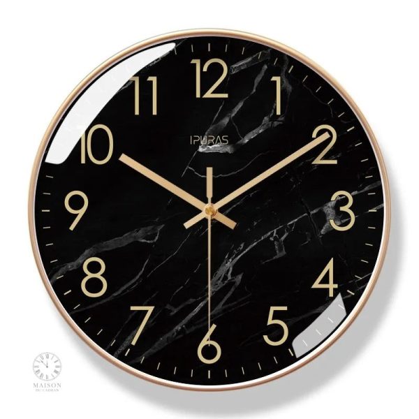 Horloge en marbre noir, parfaite pour une déco raffinée
