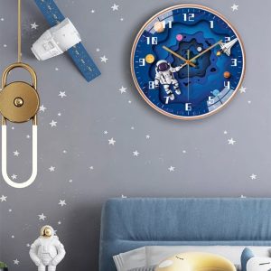 Horloge enfant astronaute colorée et ludique