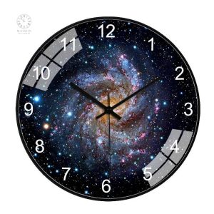 Horloge décorative avec motif galaxie
