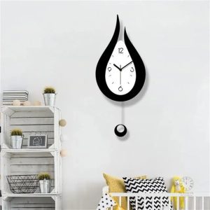 Horloge blanche en forme de goutte d'eau élégante