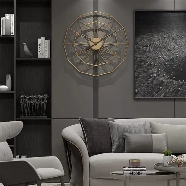 Horloge avec chiffres grands et clairs pour une lisibilité optimale