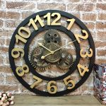 Horloge murale au style urbain et contemporain