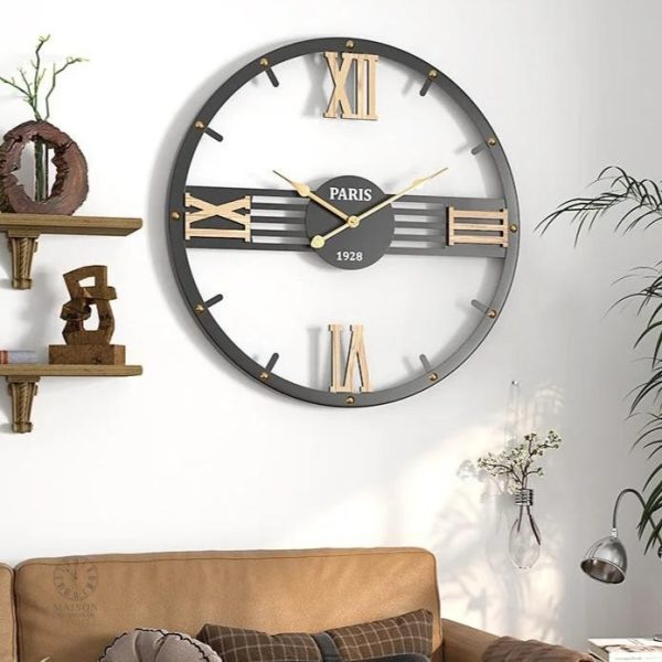 Horloge murale au style industriel minimaliste