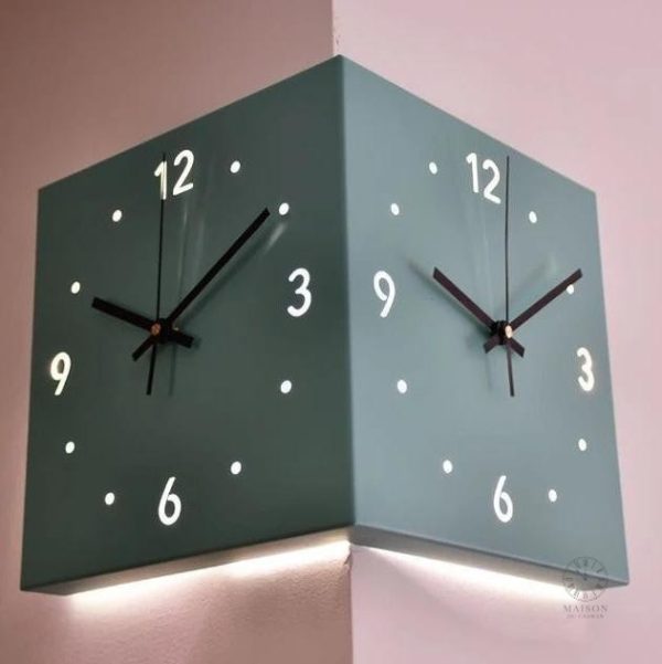 Design d'horloge lumineuse pour une lecture facile
