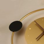 Ambiance relaxante avec horloge lumineuse murale