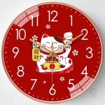 Horloge murale avec design Maneki Neko traditionnel