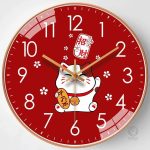 Horloge murale colorée au motif Maneki Neko