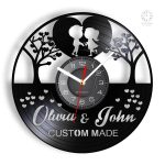 Horloge anniversaire de mariage, symbole d'amour