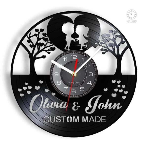 Horloge anniversaire de mariage, symbole d'amour