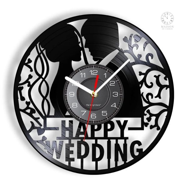Horloge mariage en bois ou en métal, choix varié
