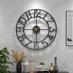 Horloge Moderne en Métal au design épuré