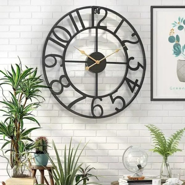 Horloge design minimaliste en métal