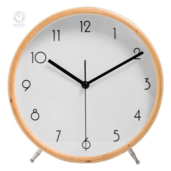 Accessoire déco, horloge moderne à poser pour un intérieur stylé