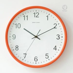 Horloge murale moderne élégante et minimaliste