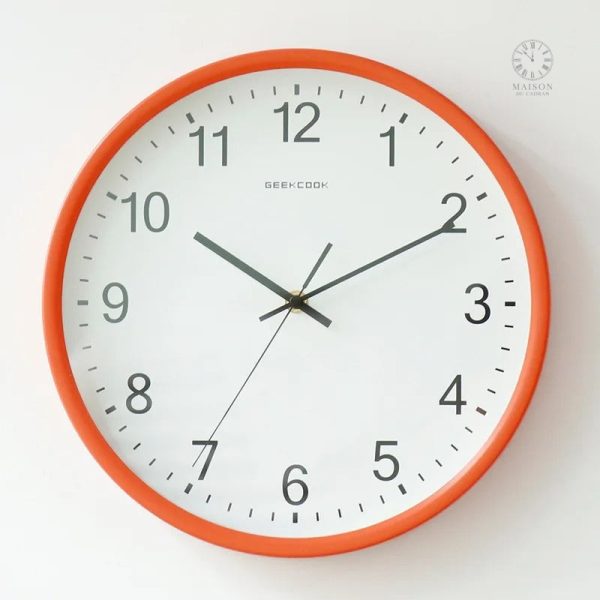 Horloge murale moderne élégante et minimaliste
