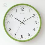 Horloge murale au design innovant et attractif