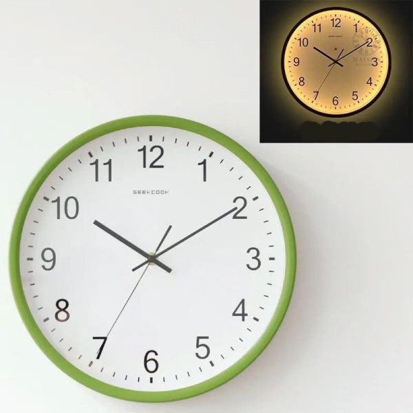 Horloge moderne idéale pour votre intérieur contemporain
