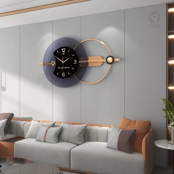 Horloge tendance pour un salon au style contemporain