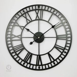 Horloge au style industriel avec chiffres grands