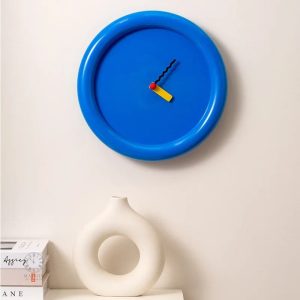 Horloge Murale Moderne au design contemporain