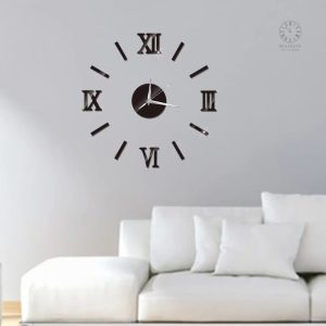 Horloge murale élégante avec chiffres romains