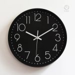 Horloge murale avec style, parfaite pour tout bureau