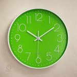 Horloge de bureau élégante pour un espace de travail