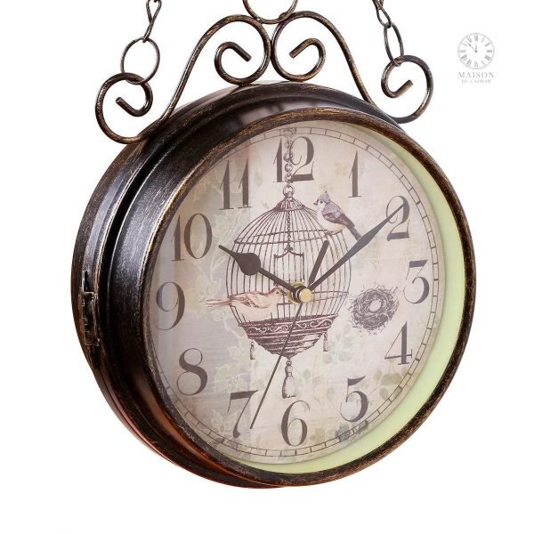 Horloge patinée au charme d'antan pour votre intérieur