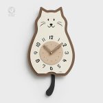 Horloge au design félin pour la maison