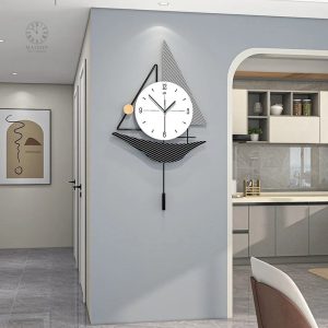 Horloge murale élégante avec motif bateau