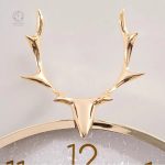 Horloge en bois de cerf, ajout raffiné pour votre mur