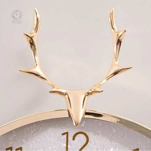 Horloge en bois de cerf, ajout raffiné pour votre mur