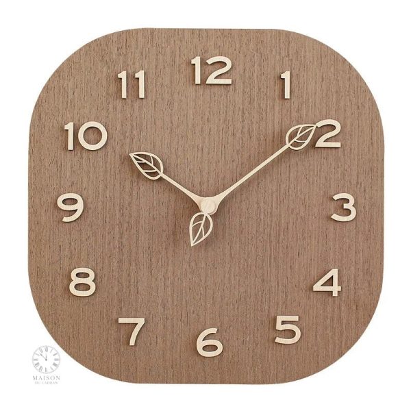 Horloge murale minimaliste avec finition bois