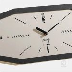 Horloge en Bois avec Finition Classique