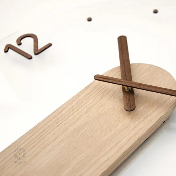 Horloge murale design minimaliste en bois naturel