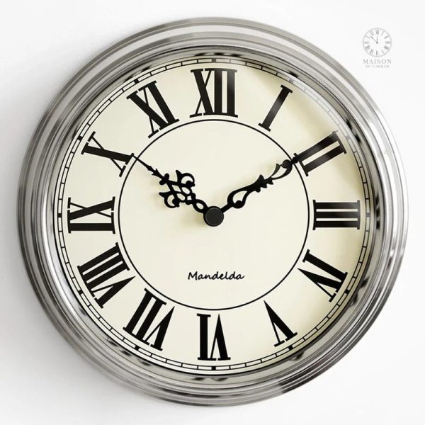 Horloge Murale Chiffre Romain élégante et moderne