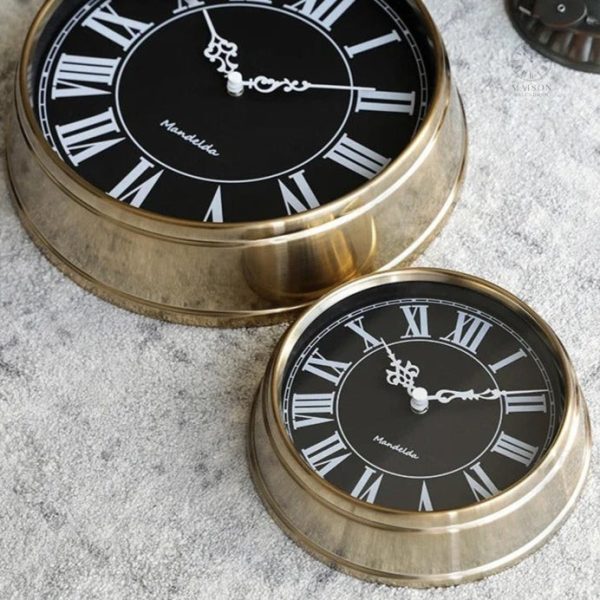 Horloge Chiffre Romain pour une ambiance élégante