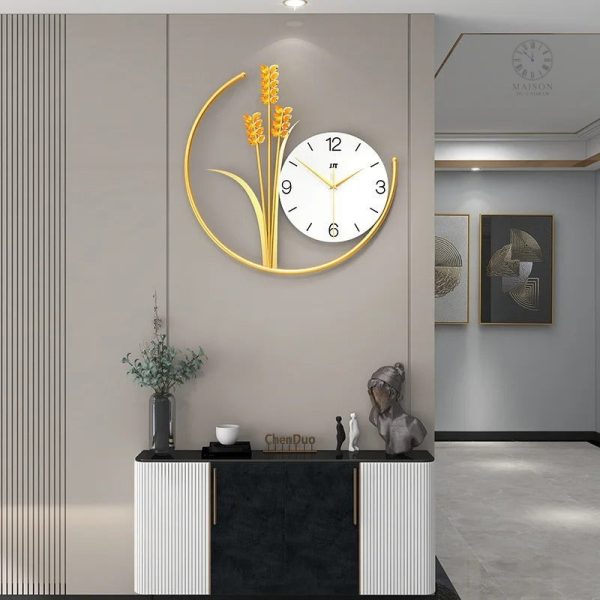 Horloge murale moderne avec finition soignée
